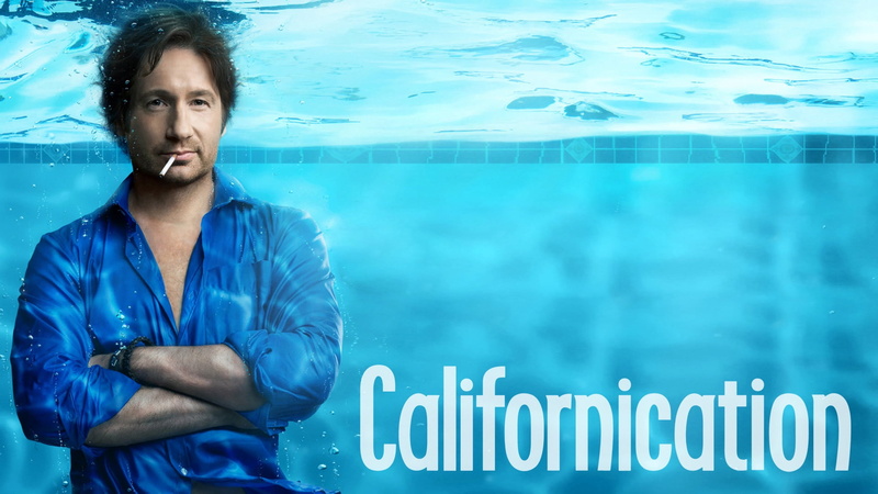 young Adult, californication, standing, contemplation, cheerful, water, shirt, people, arms crossed, david duchovny, smiling, dress, real people, men, swimming