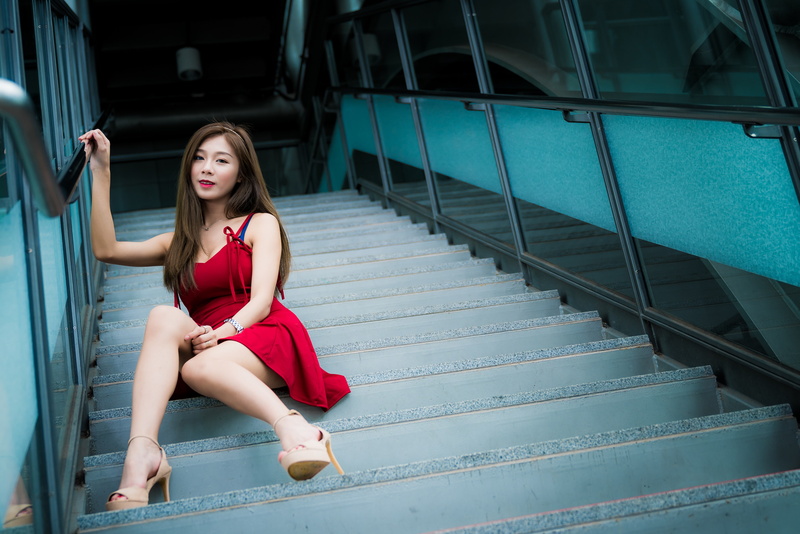 looking at viewer, Asian, legs, necklace, portrait, women indoors, indoors, watch, heels, model, stairs, women, dress, 4K, brunette, sitting, headband
