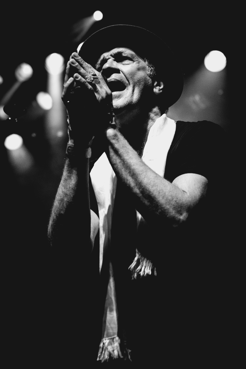 scarf, Prayer, performer, Best, lifestyles, one Person, singing, dark, microphone, adults only, caucasian, singer, arts And Entertainment, lighting equipment