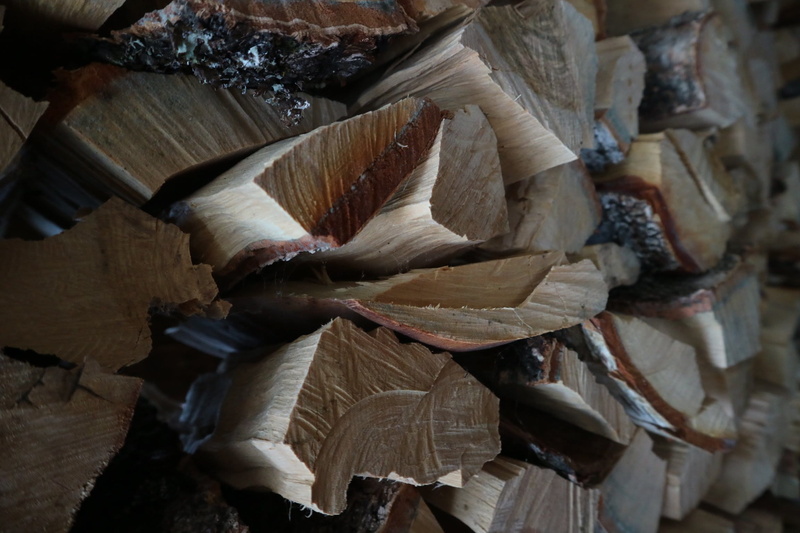 woodshelter, stack, outdoors, close-up, chopped wood, tree, day, firewood, brown, puu, halko, dark, timber, nature, suomi, birch, puuvaja, finland, selective focus