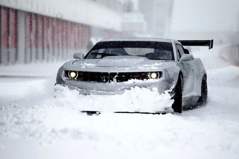 tire, motor vehicle, city, slippery, silver, misfortune, frost, traffic, stuck, mode of transportation, day, 1080P, ZL1, snowing, road, cold - Temperature