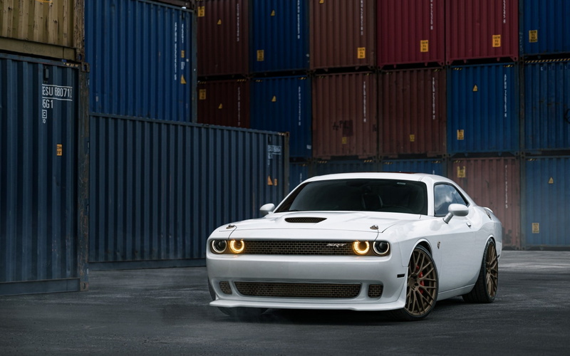 car washes, 720P, white cars, Dodge Challenger SRT