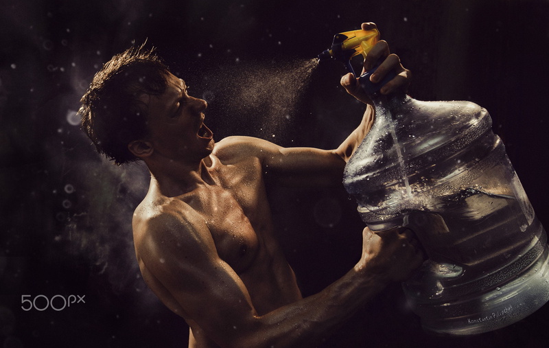 black background, men, young men, weight training, exercising, strength, young adult, weight, athlete, 500px, vitality, 1080P, aggression, water drops