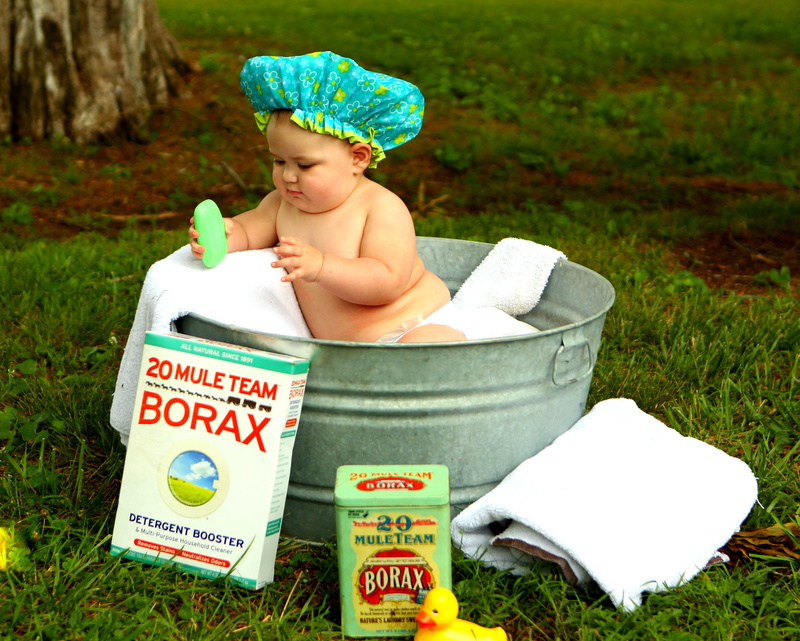 outdoors, 2K, nature, cute, joy, toddler, fun, food and drink, adorable, boy, innocence, young, food, basin, babyhood, funny, baby, green color, grass