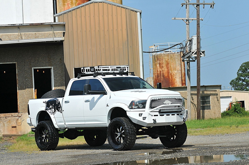 built structure, car, street, 2010 Dodge Ram 2500, 1080P, wheel, city, road, law, Lift, building, stationary, outdoors, land vehicle, cable, architecture