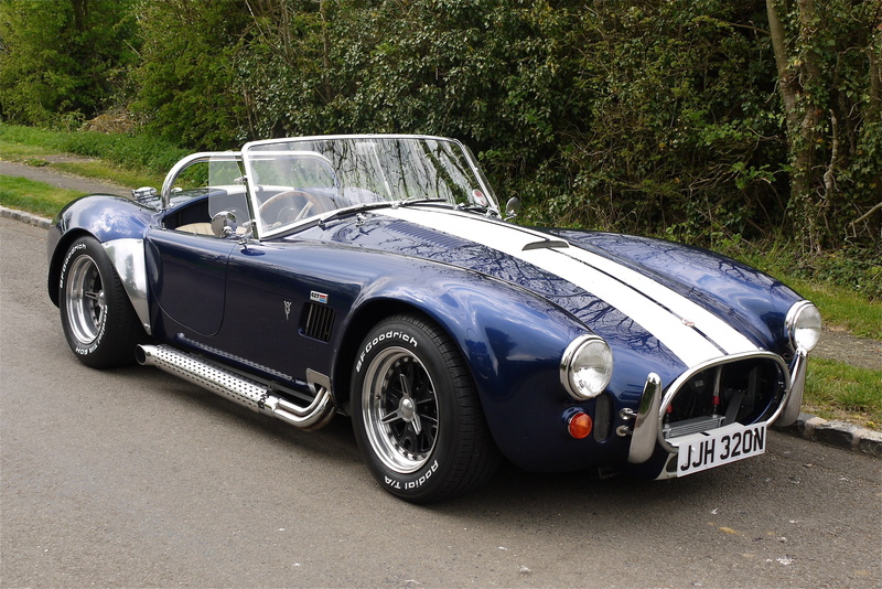 AC-Cobra-Replica, trees., 2K, shrub, roadside