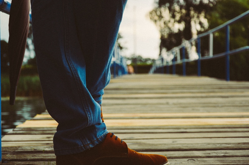 females, human limb, body part, human Leg, lifestyles, casual clothing, human body part, women, park bench, adult, people, shoes, rear view, jeans, day