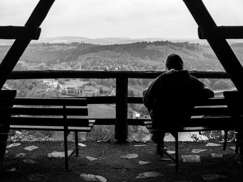 landscape, sitting, 4K, looking at view, women, rear view, beauty in nature, adult, sits, men, outdoors, day, lifestyles, mountain, front, real people