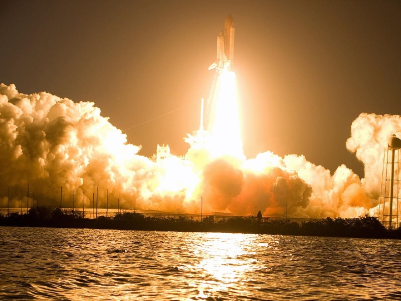 nature, blast, rocket, waterfront, fire - natural phenomenon, night, accidents and disasters, launching, burning, water, air pollution, reflection, 1080P