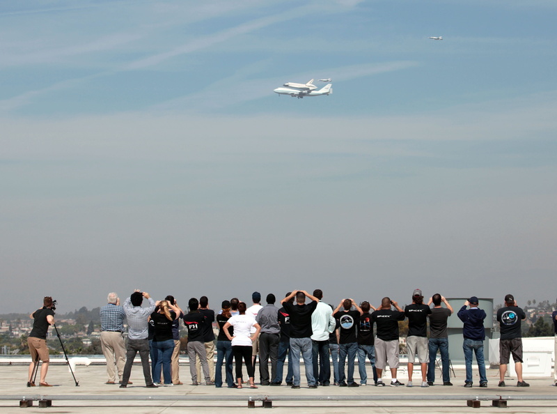 group of people, travel, Space Shuttle, 4K, Transportation, on the move, sky, technology, vapor trail, aerospace industry, cloud - sky, plane, Nasa, men