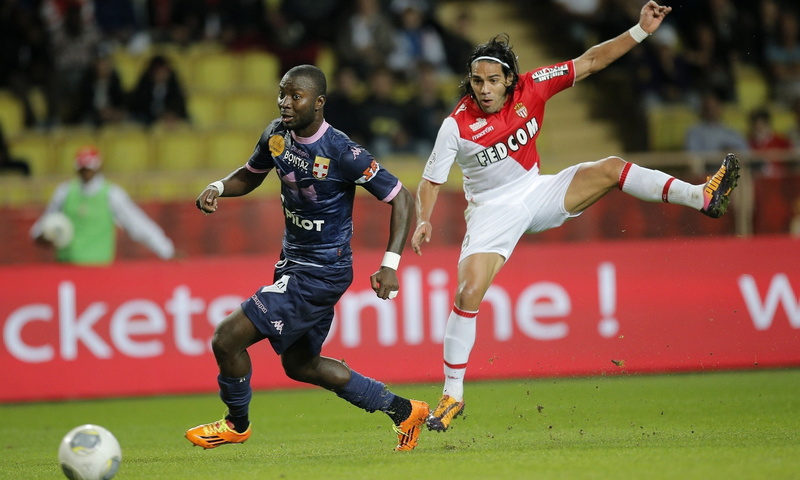 leisure activity, falcao, rivalry, shirt, sports, success, men, sport, teamwork, practicing, football Player, playing Field, running, motion, determination