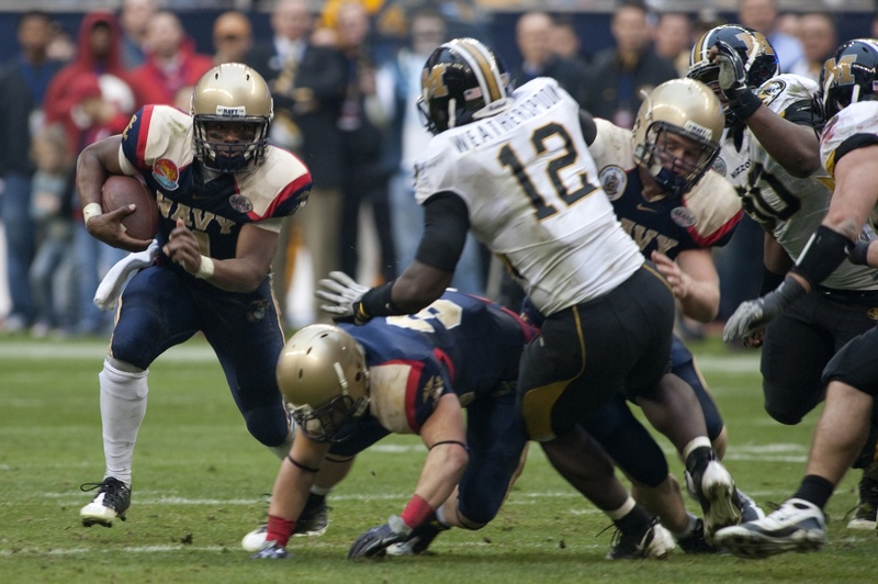 2K, american football field, sports helmet, american football - ball, american football, sport, american football - sport, men, playing, player, padding