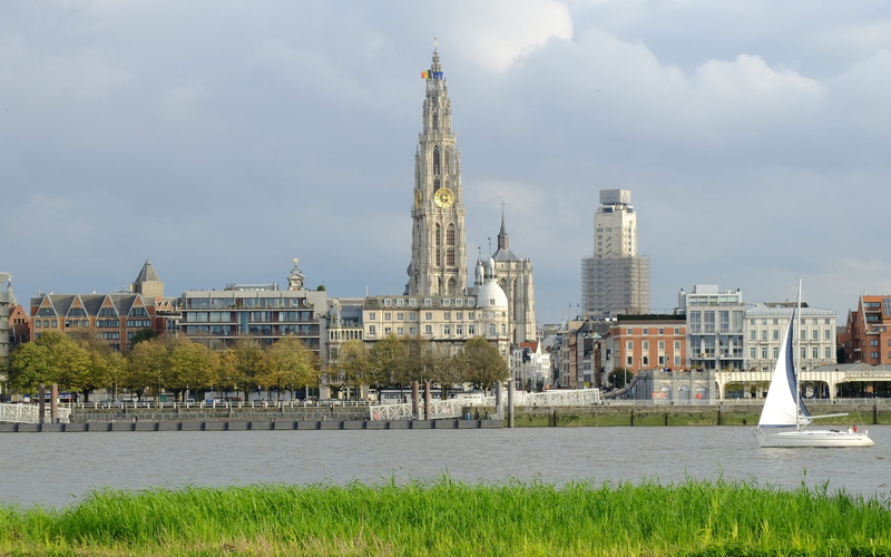 sailing boat, building, panorama, nature, landscape, 4K, waterway, farmers tower, blue sky, grass, view, schelde, Conducted, built structure, river, city