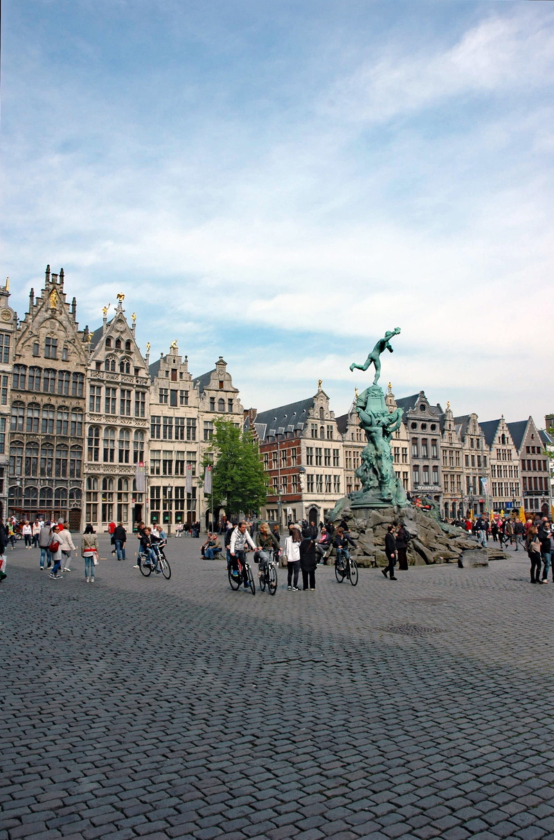 century, outdoors, travel, travel destinations, men, tourism, cobblestone, guild houses 15, building exterior, 2K, large group of people, sky, real people