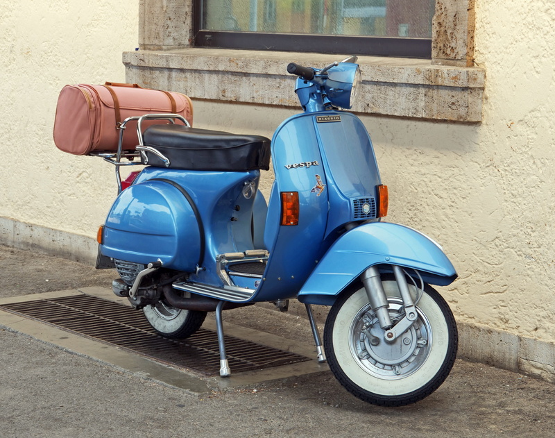 side view, cult, day, whitewall tires, travel, jewel, historically, classic, wall - building feature, no people, motor scooter, outdoors, oldtimer, nostalgia