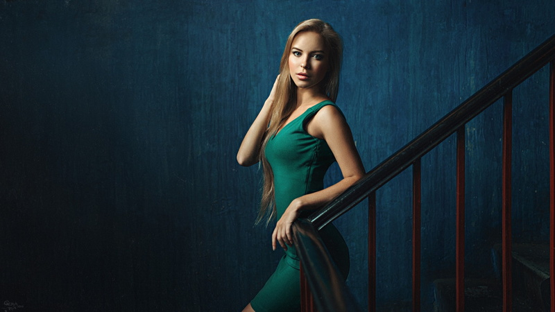 1080P, green dress, portrait, women, Georgy Chernyadyev, blonde, wall, Victoria Pichkurova, dress, stairs