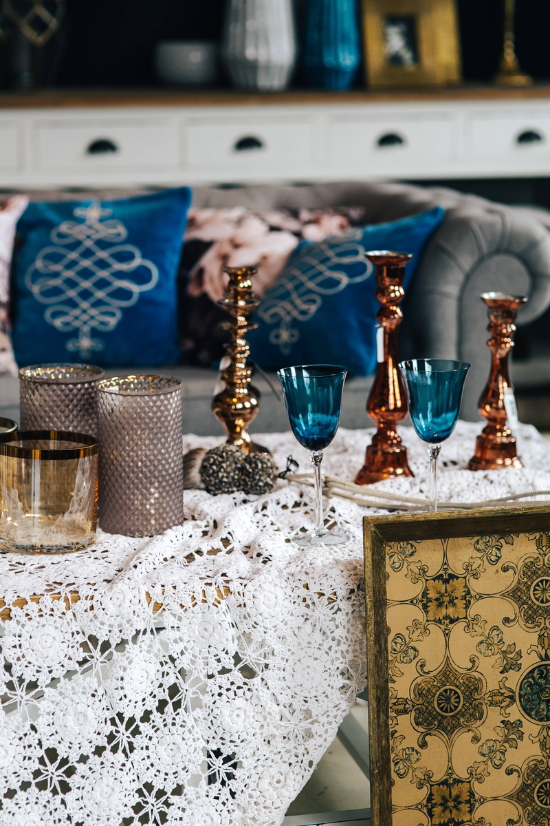 4K, indoors, decoration, lighting equipment, still life, living room, rural, drink, day, room, elegance, selective focus, no people, rustic, household equipment