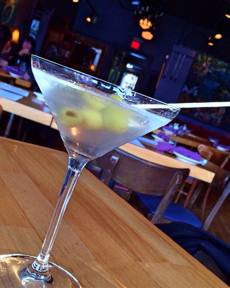 bar, Martini, Alcohol, table, party - Social Event, focus on foreground, household equipment, indoors, refreshment, nightlife, restaurant, Glass, day, cafe