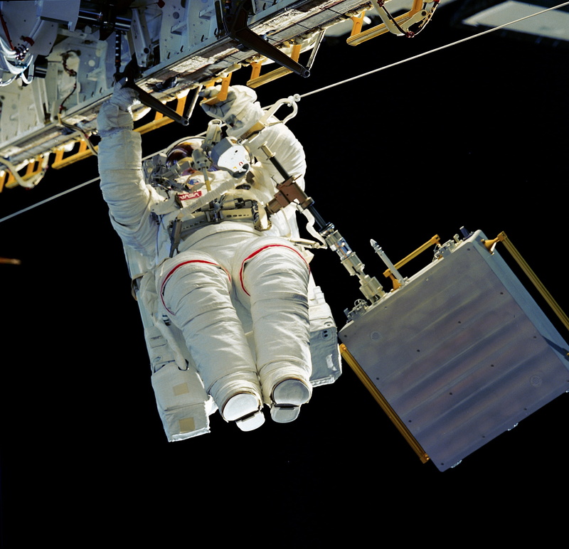 iss, spacewalk, transportation, low angle view, one person, floating, robot, full length, pack, international space station, flying, technology, maintenance