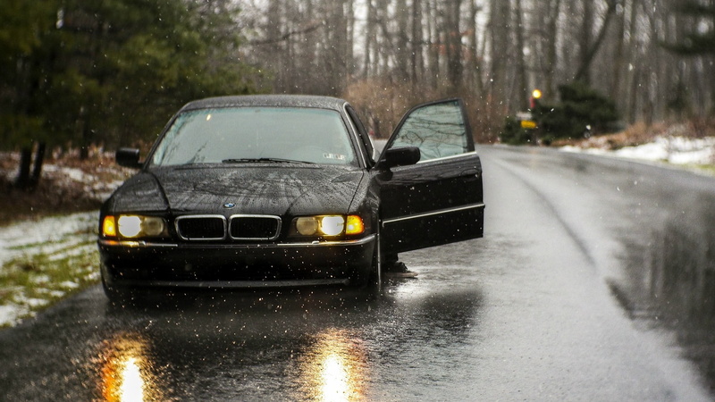 1080P, car, black, BMW 740, rain, old car