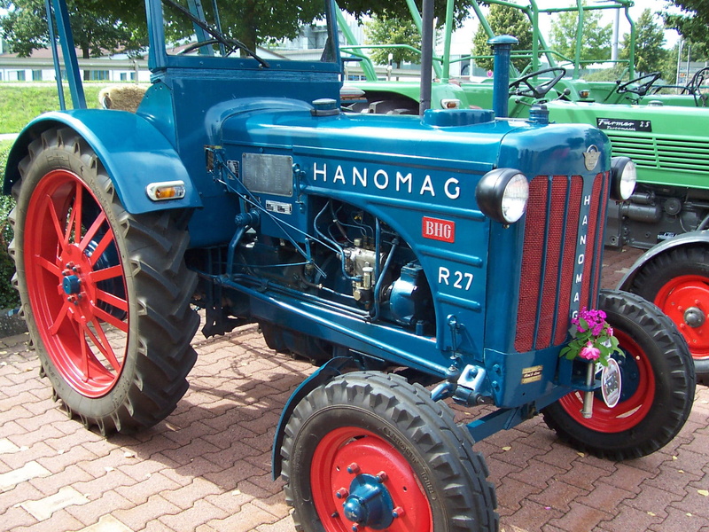 day, blue, 1080P, old-fashioned, Hanomag, land vehicle, tire, wheel, red, mode of transport, communication, number, text, car, city, agricultural machinery