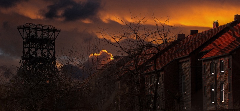 headframe, dusk, built structure, cloud - sky, house, 2K, mining, nature, sky, building exterior, silhouette, bare tree, night, plant, architecture, sunset