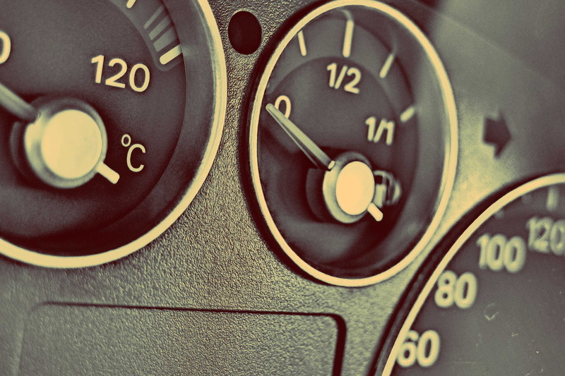 speed, photo, geometric shape, indoors, selective focus, minute hand, gauge, circle, no people, car, automotive, transportation, reading, zero, close, motor vehicle