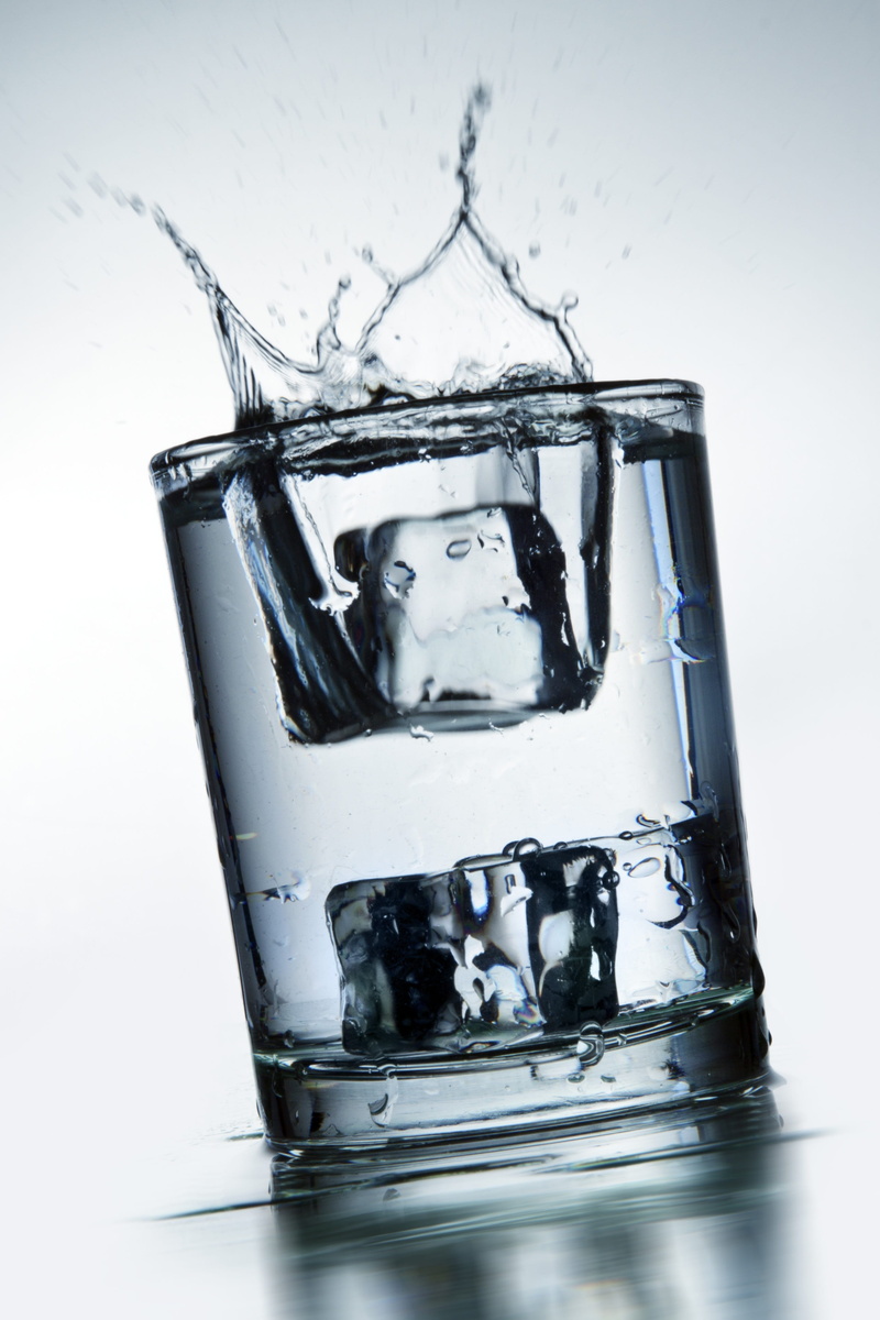 purity, cubes, flowing, water, drop, studio shot, glass - material, reflection, flow, freshness, white background, liquid, drink, frozen, splashing, pour