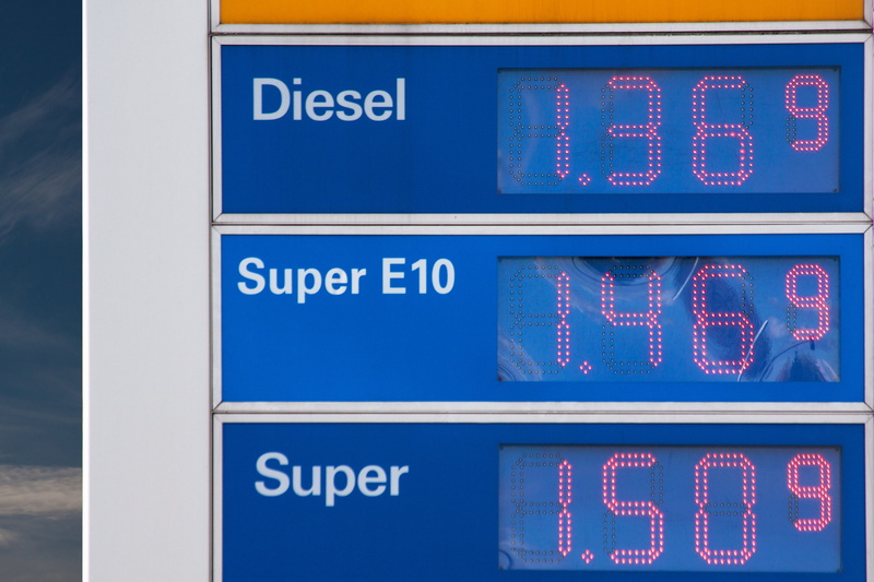 business, station, day, petrol stations, oil price, blue, text, transportation, 4K, number, super, scoreboard, no people, guidance, bioethanol, ad, indoors