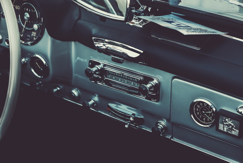 speed, day, head, high angle view, 4K, unit, close-up, single, car interior, land Vehicle, motor vehicle, connection block, steering wheel, control panel