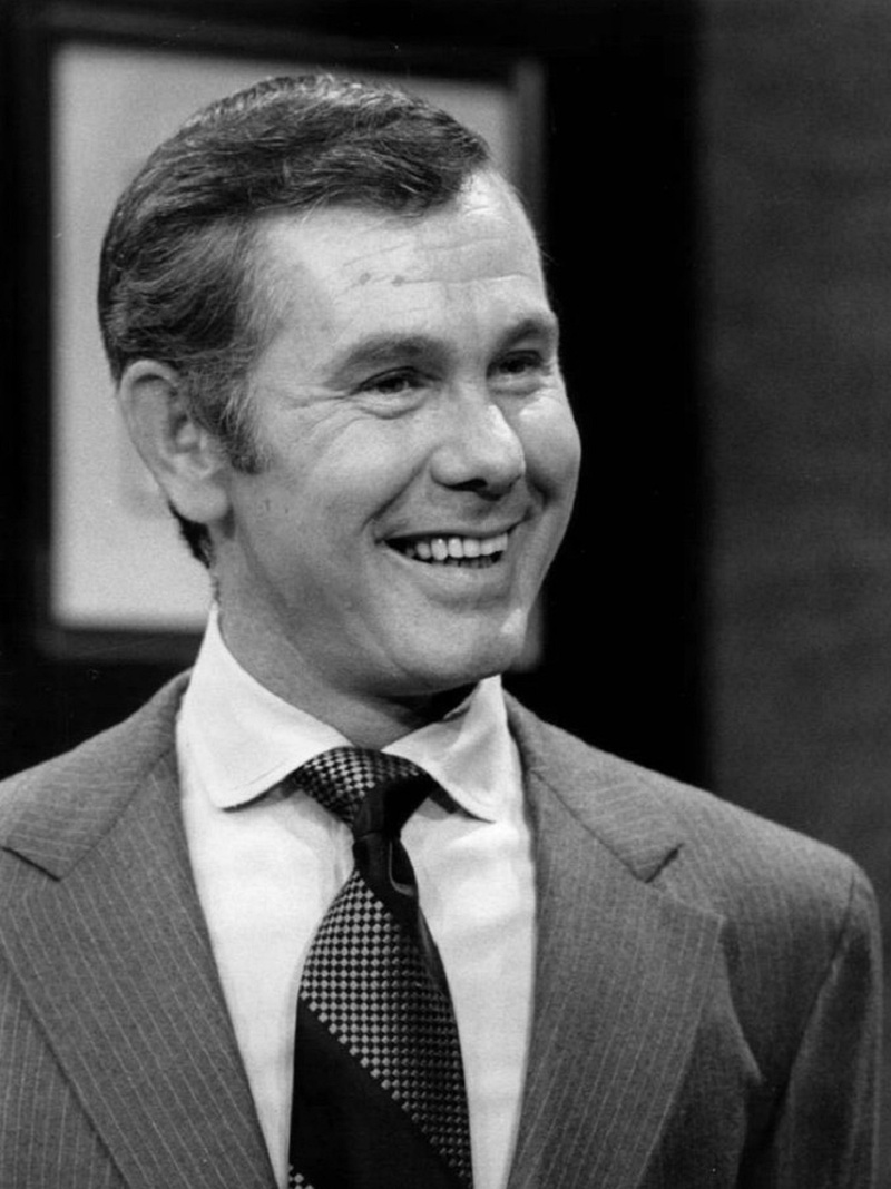 1080P, television, businessman, formalwear, smiling, tv, comedian, the tonight show, american icon, formal businesswear, happiness, men, hairstyle, famous
