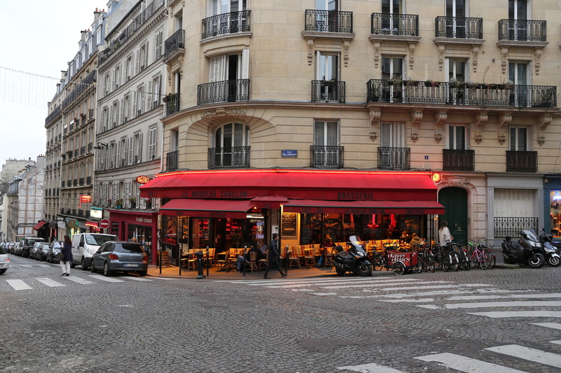 tourism, road, cafe, meet, scene, city, real people, 5K, street, france, building, paris, transportation, day, land vehicle, city street, building exterior