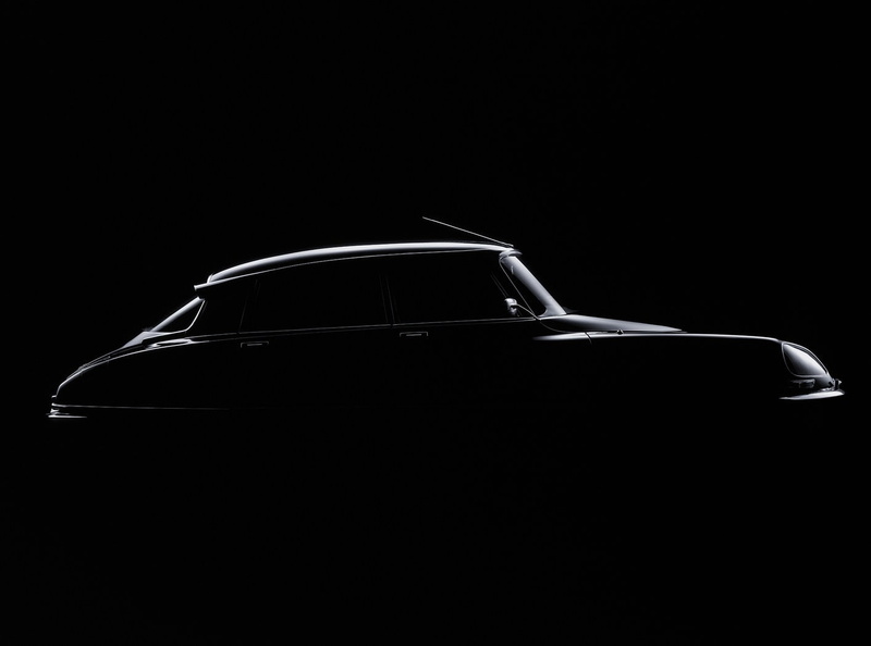 old car, studio shot, land vehicle, black color, dark, lighting equipment, motor vehicle, 720P, night, indoors, side view, plane, wealth, mode of transportation