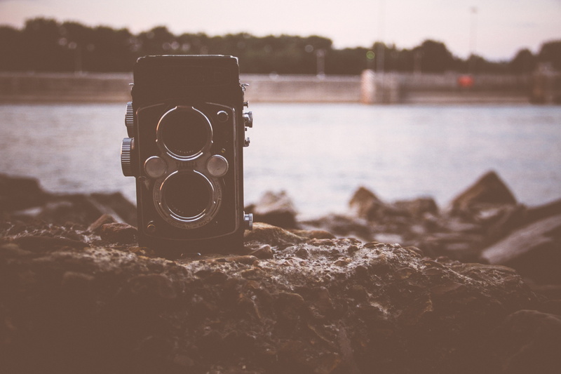 black, rocks, photographic equipment, distance, focus on foreground, photography, focus, yashica, water, 5K, day, rock, lake, digital camera, no people