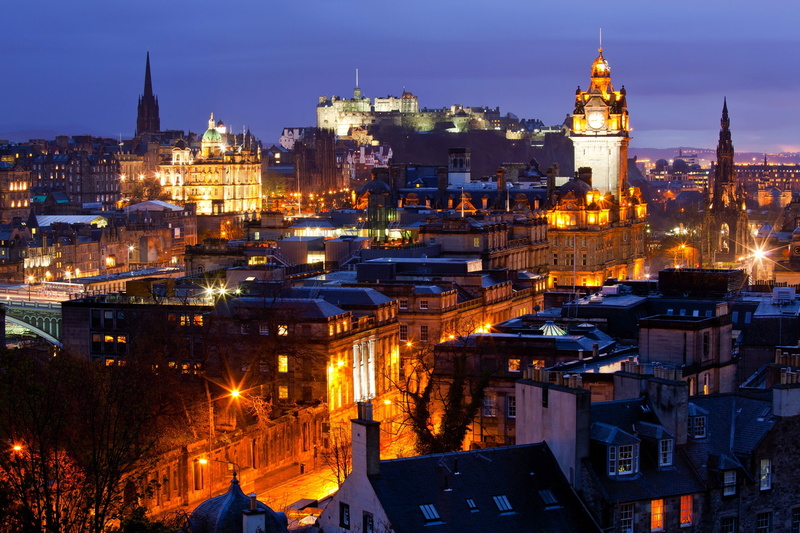 City, Old Building, 1080P, Lights, 1920x1280 px, Castle, animals, tower, old, px, UK, edinburgh, ducks, Scotland, Clocktowers, Cityscape, rooftops, hd