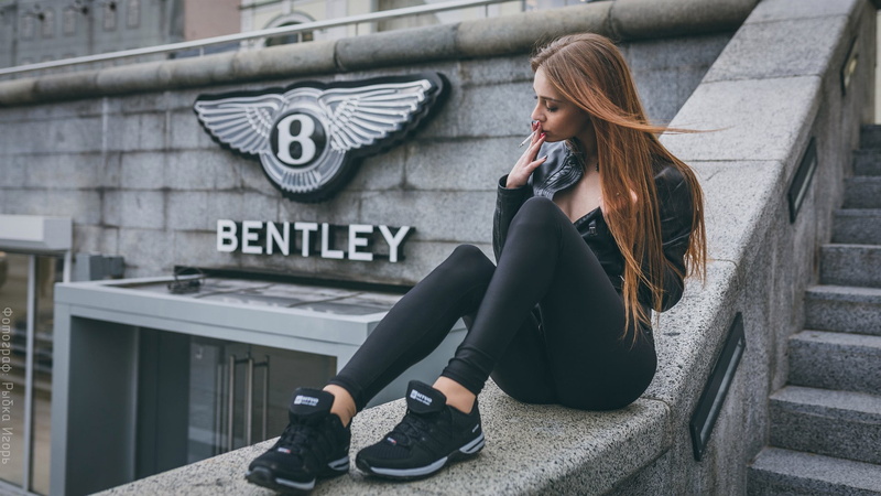 cigarettes, sitting, leather jackets, leggings, hair, shoes, day, leather, long hair, lifestyles, Sara Κapustina, beautiful woman, full length, Igor Rybka
