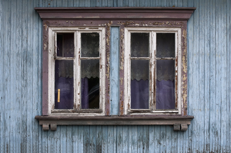 glass - material, old-fashioned, house, abandoned, window frame, architecture, wooden, white, brown, day, cultures, building, photography, building exterior