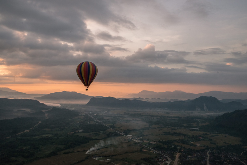 vang vieng, time, scenics - nature, floating, landscape, morning, non-urban scene, adventure, travel, air vehicle, tranquility, lao, mountain, hot air balloon