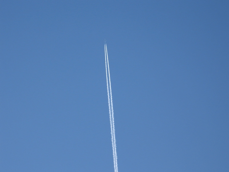 air Vehicle, transportation, no people, low angle view, airplane, air, directly below, motion, clear sky, copy space, blue, sky, Contrails, mode of transportation