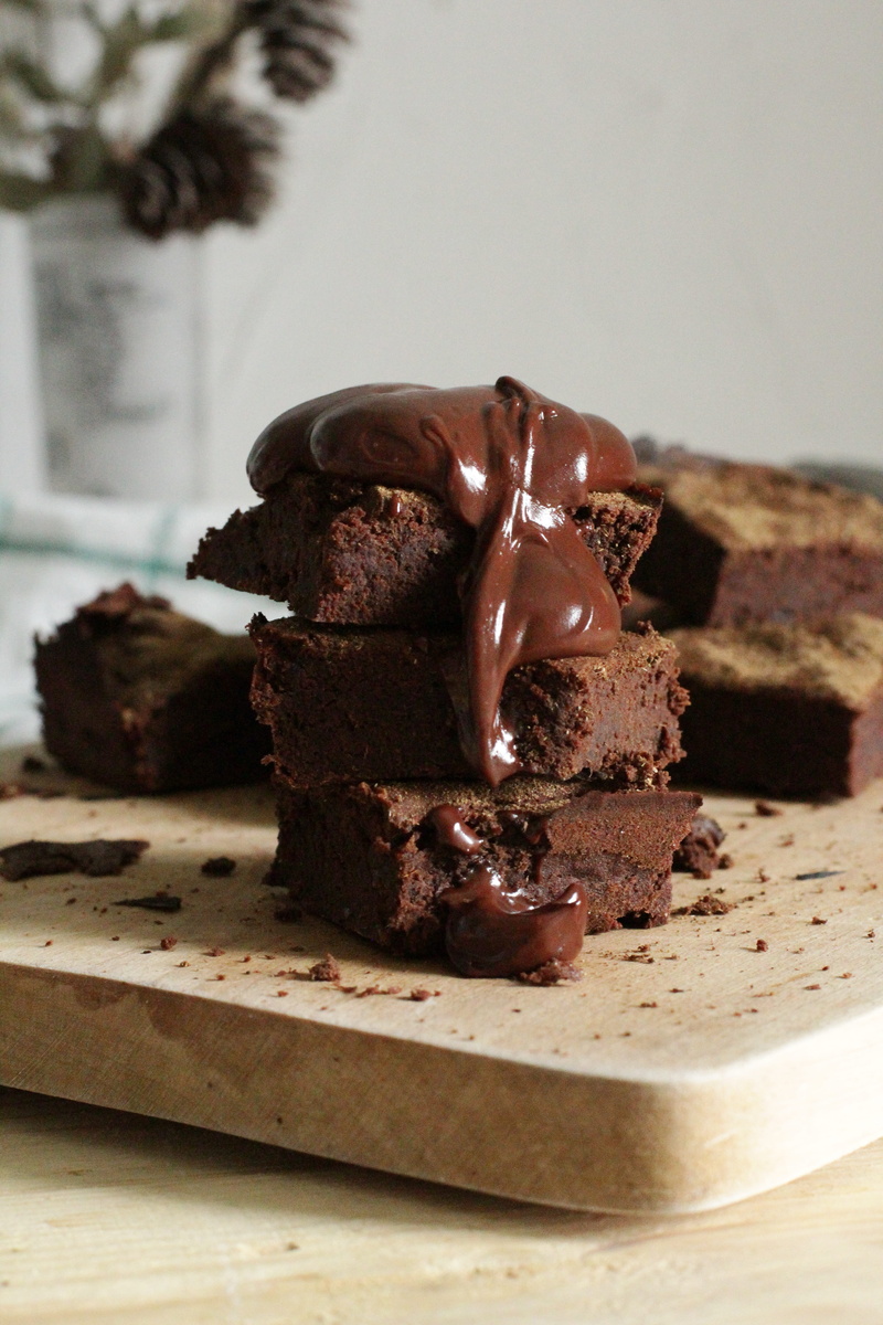 food and drink, baked pastry item, slice, epicure, ready-to-eat, cake, chocolate, tasty, food photography, pastry, 5K, dessert, unhealthy eating, baked