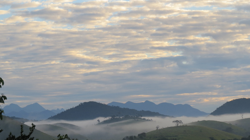 no people, outdoors, mountain peak, tranquility, tranquil scene, cloudscape, 4K, hill, beauty in nature, fog, sunset, mountain range, mountain, brazil