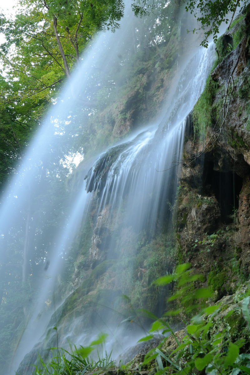 tree, urach, green, outdoors, waterfalls, blurred motion, tourist attraction, falling water, scenics - nature, nature, 5K, no people, long exposure, motion