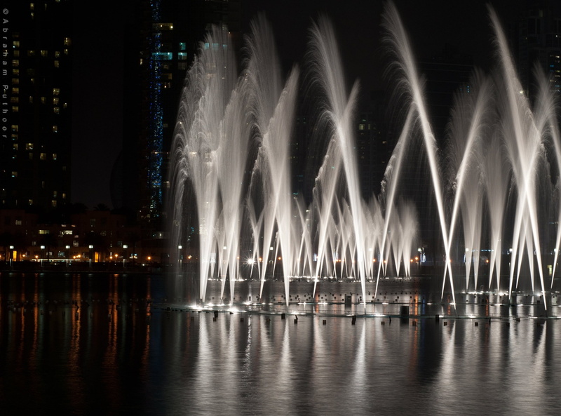 adobelightroom, show, flowing, motion, Dubai, puthoorphotography, reflection, 2K, illuminated, Fountain, sky, dubaimall, flowing water, built structure
