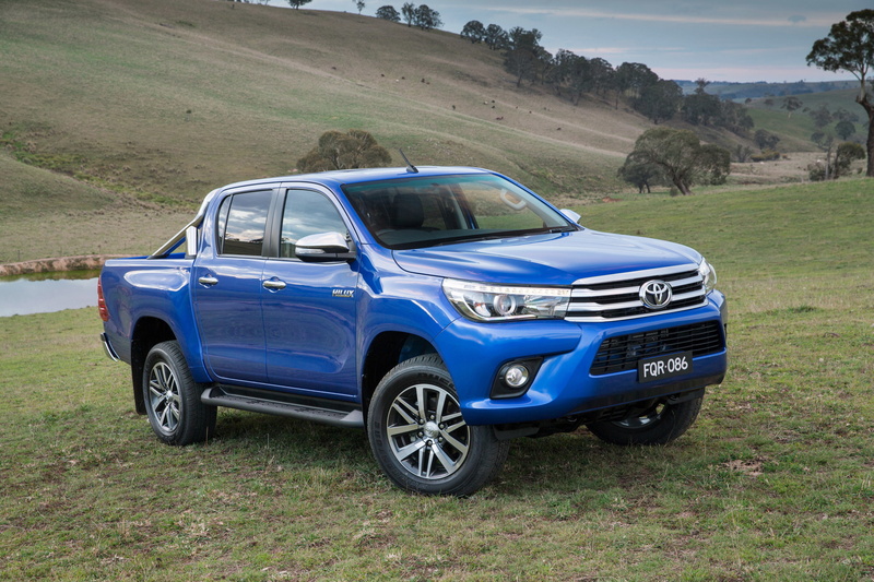 travel, Hilux, land vehicle, day, crew, SR5, jeep, luxury, motor vehicle, cab, nature, stationary, Toyota, 2K, truck, retro styled, outdoors, mode of transportation