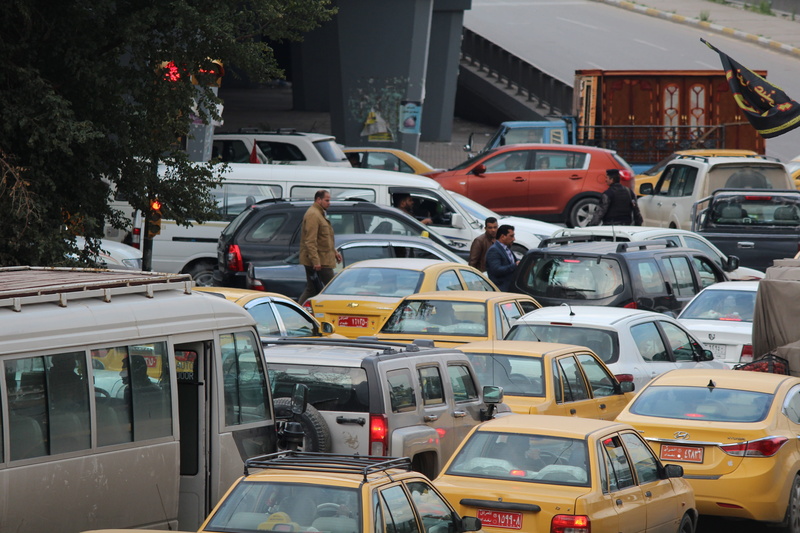 city, traffic, commuter, Traffic Jam, rush hour, public transportation, land vehicle, mode of transport, architecture, Iraq, built structure, school bus
