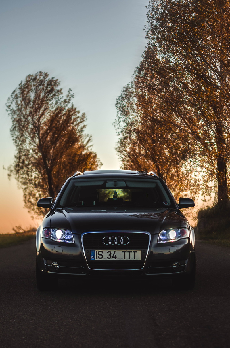 automóvil, city, transportation, parked, vehicle, sunset, text, sky, golden, 4K, growth, black, forest, outdoors, quattro, on the move, transport, road