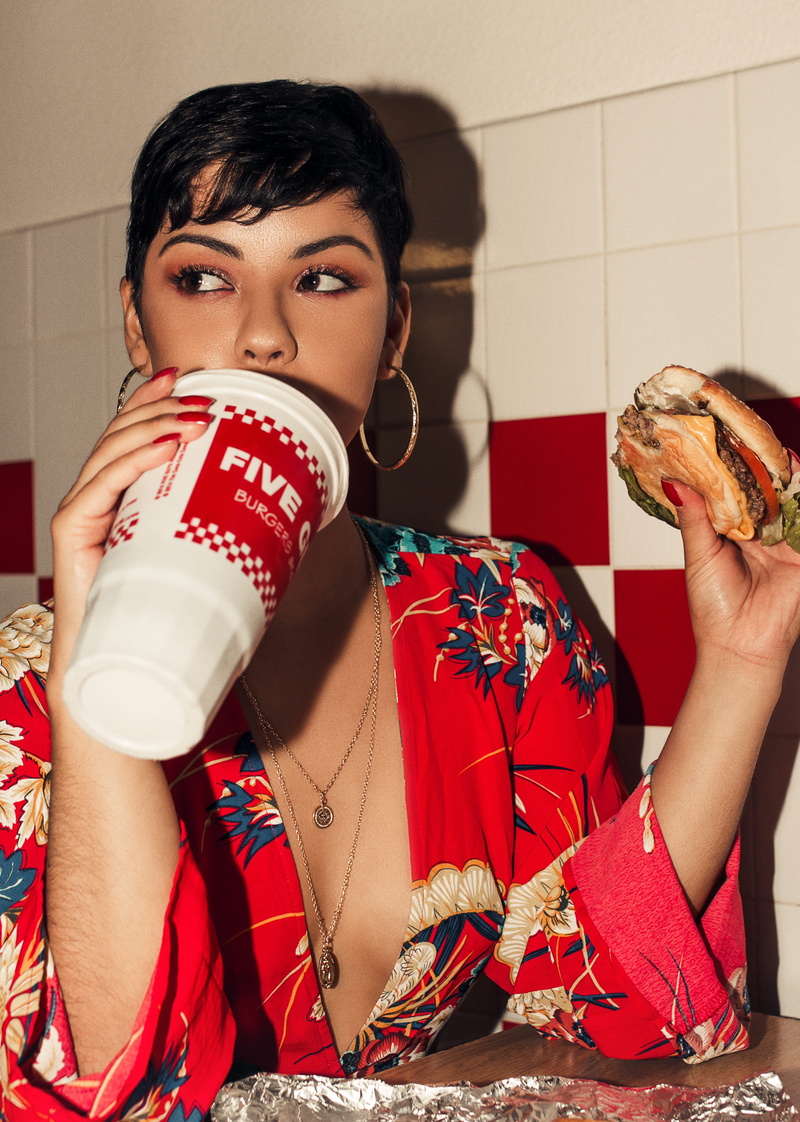 fashion, adult, indoors, one Person, five guys, model, cultures, health, traditional Clothing, woman, style, beverage, plastic, 2K, retro, cup, burger