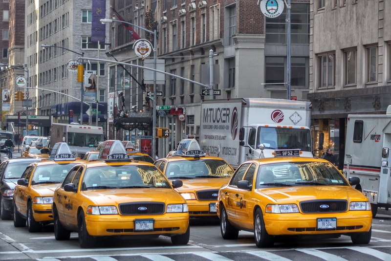 yellow, building, sidewalk, nyc, transportation, architecture, mode of transportation, traffic, street, city, iconic, usa, city life, stop, america, motor vehicle
