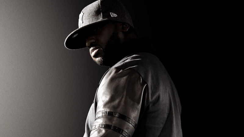 era, cap, headshot, look, real people, one person, looking, portrait, side view, dark, males, looking away, lifestyles, jacket, young men, light, contemplation