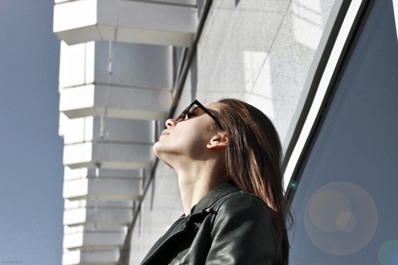 jacket, people, outdoors, girl, headshot, adult, s, portrait, hairstyle, lifestyles, looking up, contemplation, fashion, real people, urban, one person